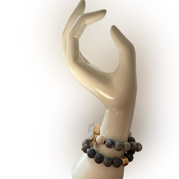 Kinsley Armelle - DUSK GEODE BRACELET - Like new - Picture 10 of 12